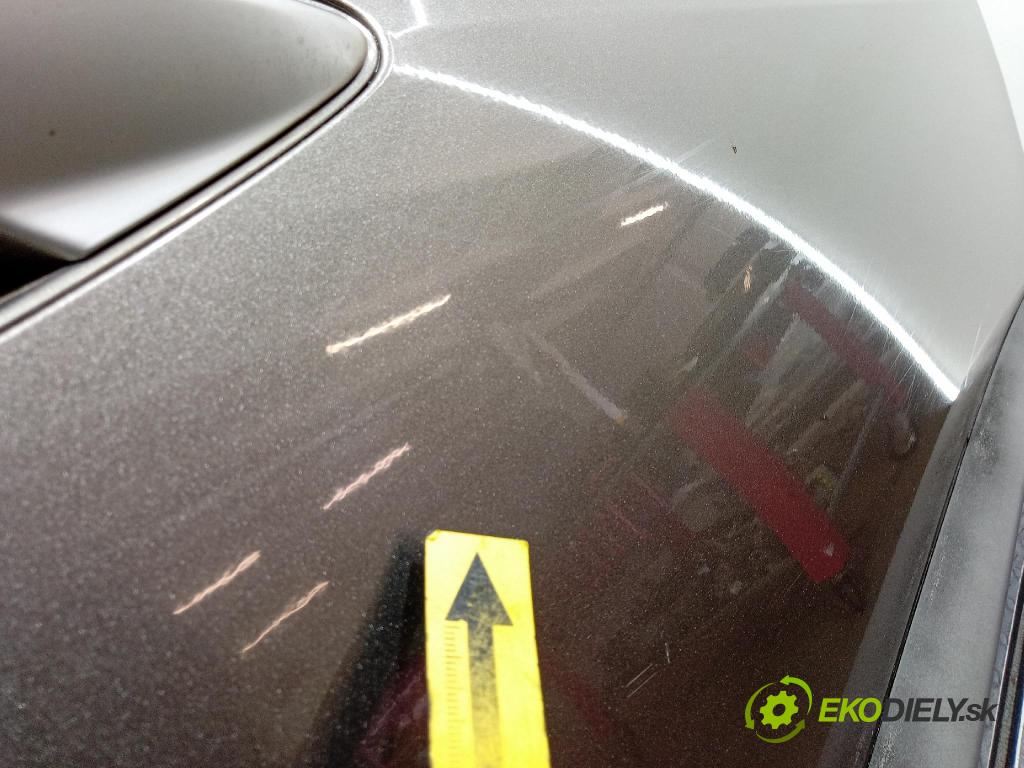 Honda Civic 2007 dvere Predné pravé