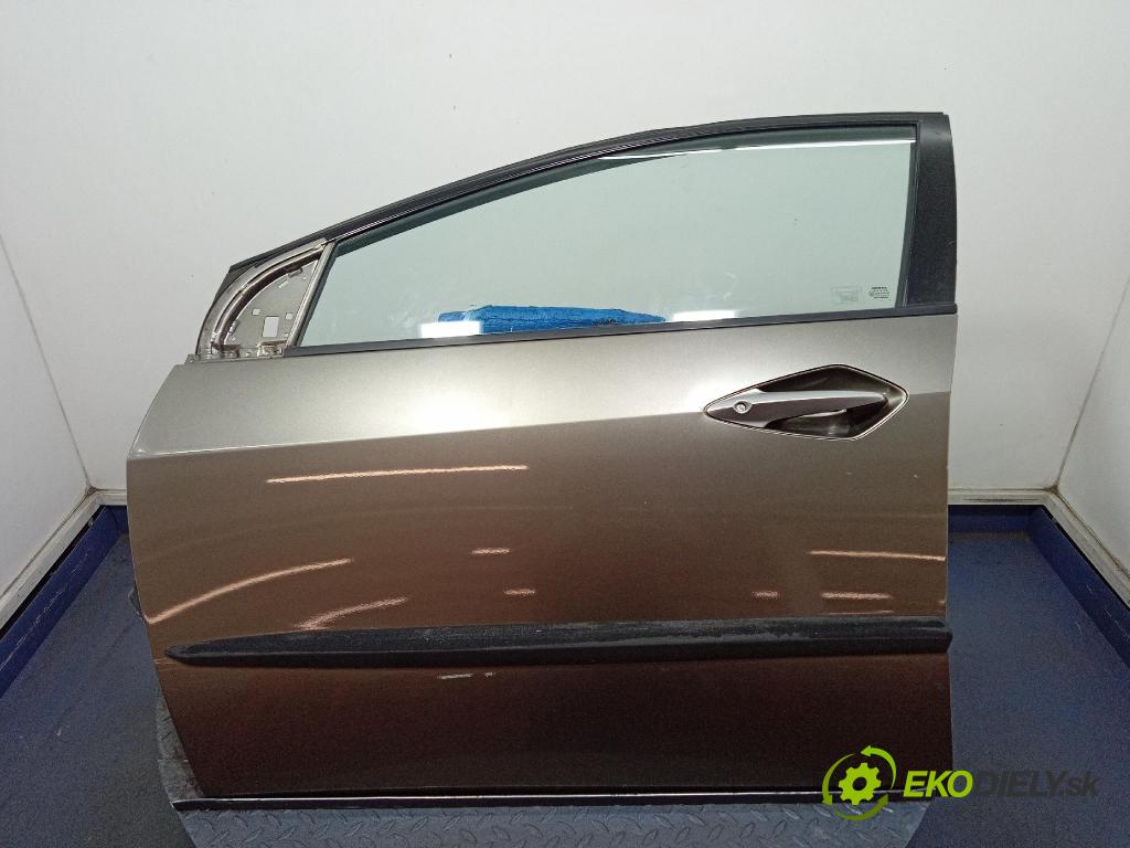 Honda Civic 2007 dvere Predné Vľavo: