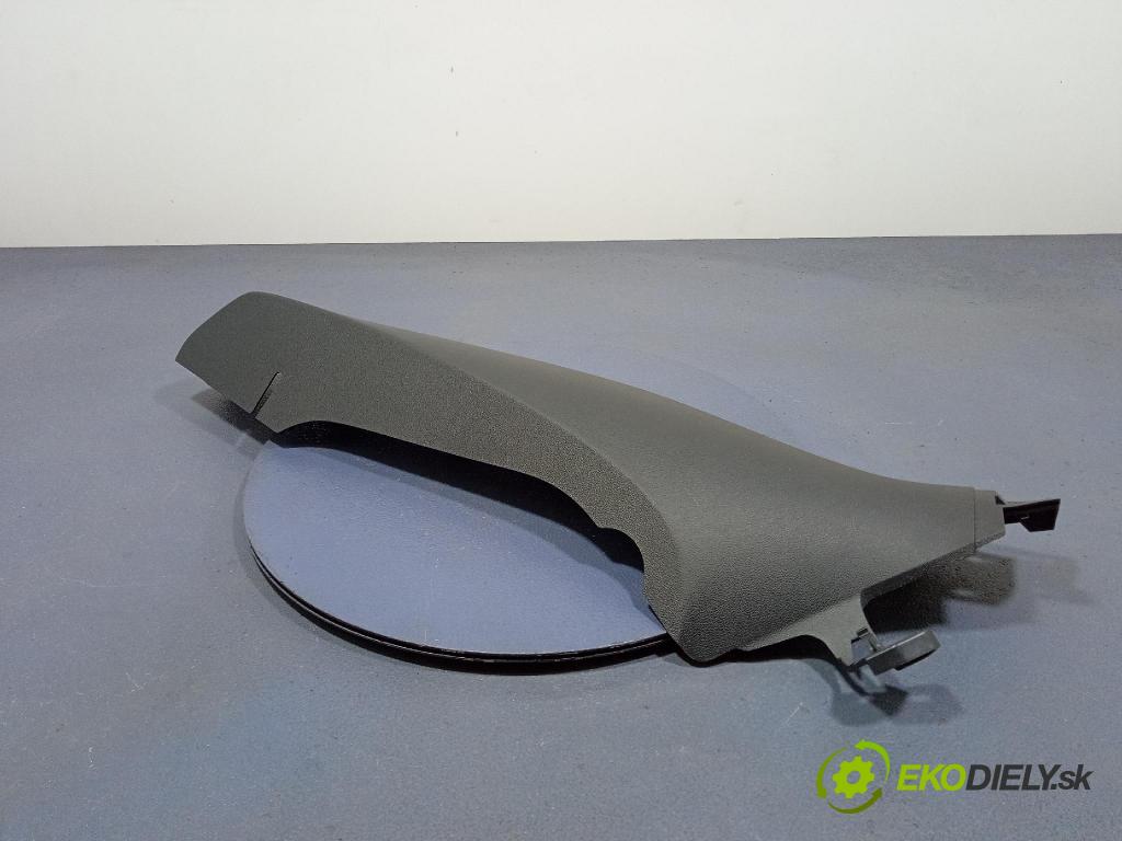 Skoda Octavia 2020 kryt Plast: Interiéry: 5E6867765