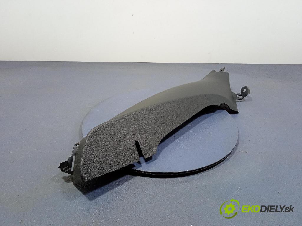 Skoda Octavia 2020 kryt Plast: Interiéry: 5E6867765