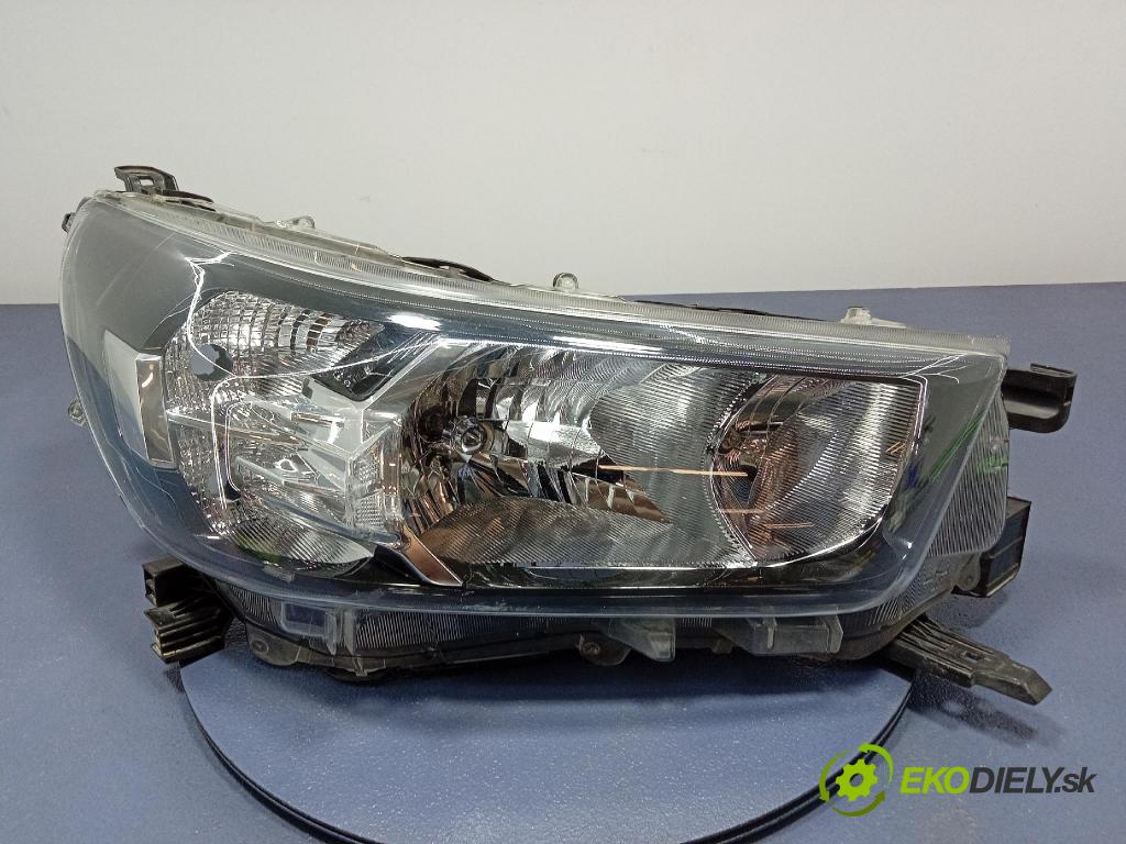 Toyota Hilux 0 Reflektor: v pravo: 1EJ-923364-040