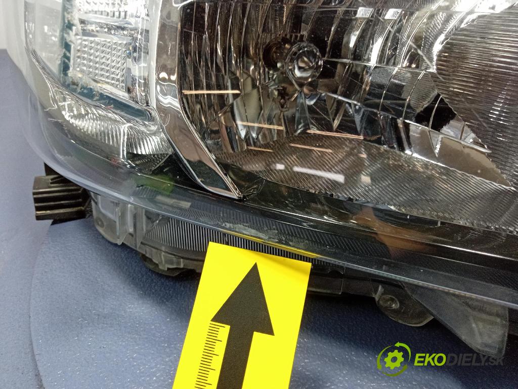 Toyota Hilux 0 Reflektor: v pravo: 1EJ-923364-040