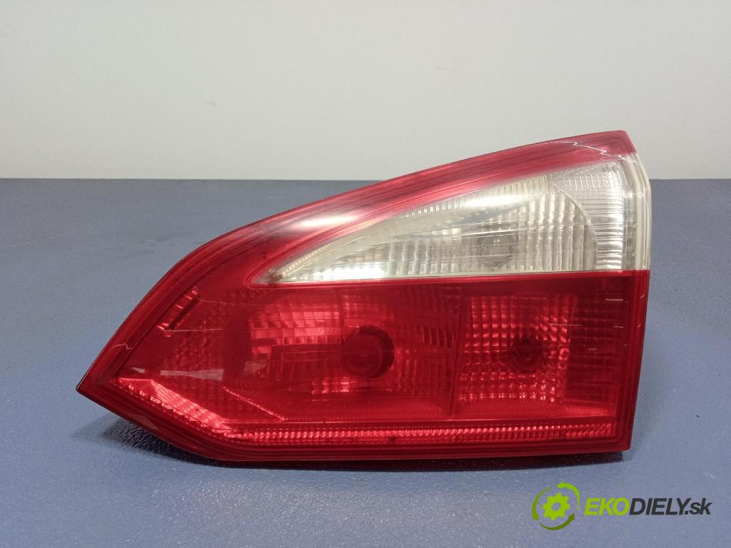 Ford Focus 2014 svetlo / reflektor zad Prava: Vnútri: BM51-13A602-BC