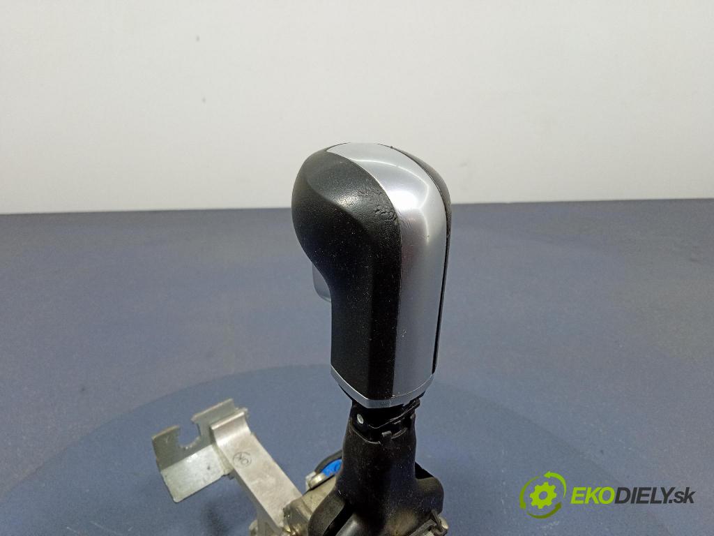 Opel Astra 2004 Páka: Zmeny: 13121109