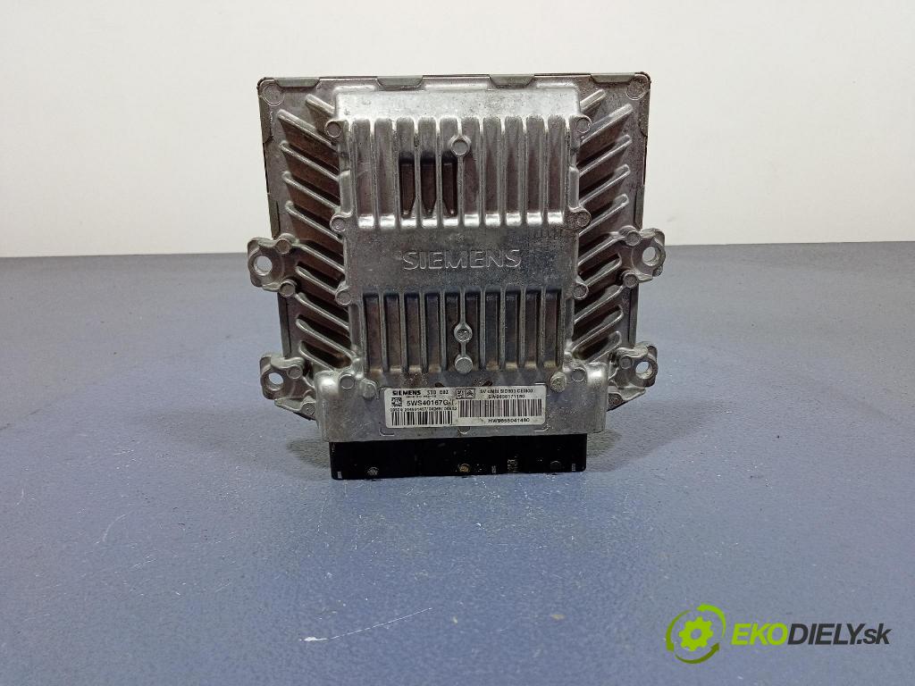 Peugeot 407 2004 riadiaca jednotka Motor: 9655041480
