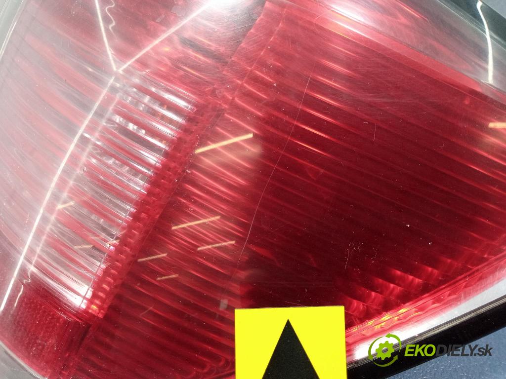 Opel Astra 2004 svetlo / reflektor zad Prava: Vonkajsia: 24451840