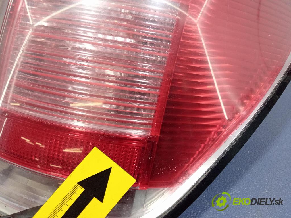 Opel Astra 2004 svetlo / reflektor zad Prava: Vonkajsia: 24451840