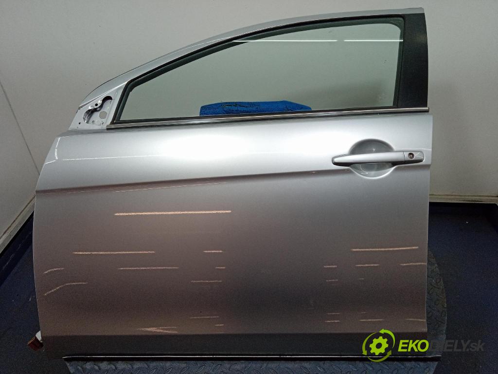 Mitsubishi Lancer 2011 dvere Predné Vľavo: