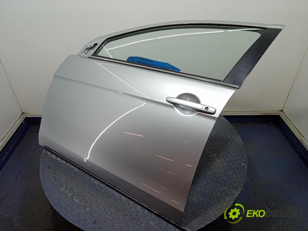 Mitsubishi Lancer 2011 dvere Predné Vľavo: