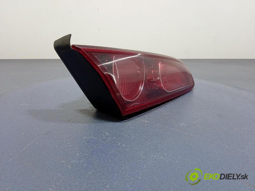 Alfa romeo 159 2007 světlo Zad: levá Uvnitř