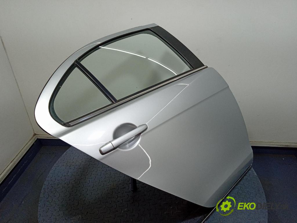 Mitsubishi Lancer 2011 dvere zad pravé