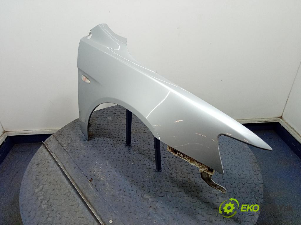 Mitsubishi Lancer 2011 blatník Predné v pravo: