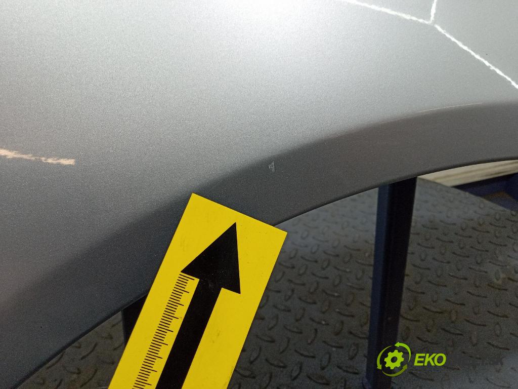 Mitsubishi Lancer 2011 blatník Predné v pravo: