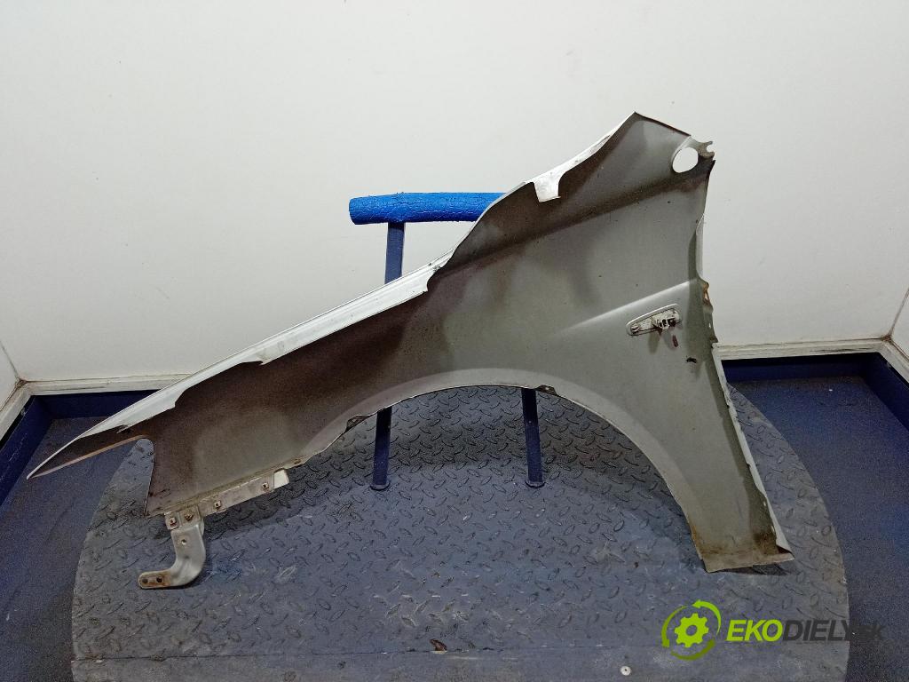 Mitsubishi Lancer 2011 blatník Predné v pravo: