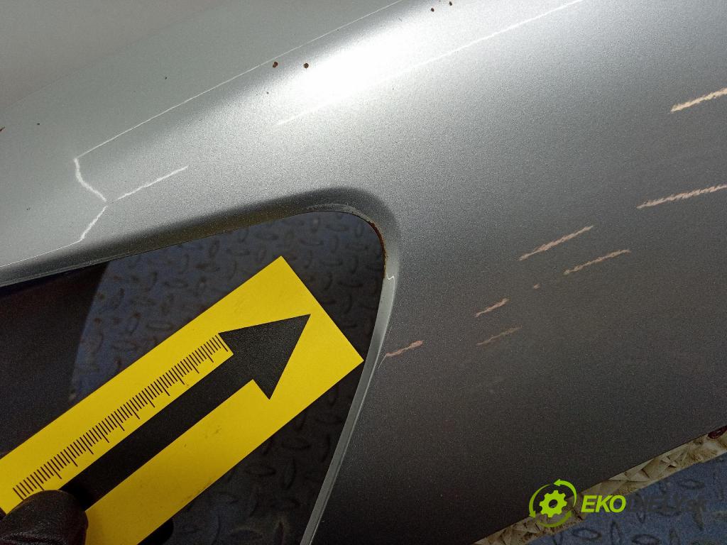 Mitsubishi Lancer 2011 blatník Predné Vľavo: