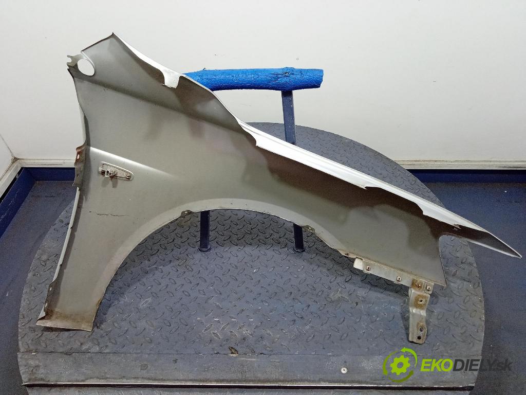 Mitsubishi Lancer 2011 blatník Predné Vľavo: