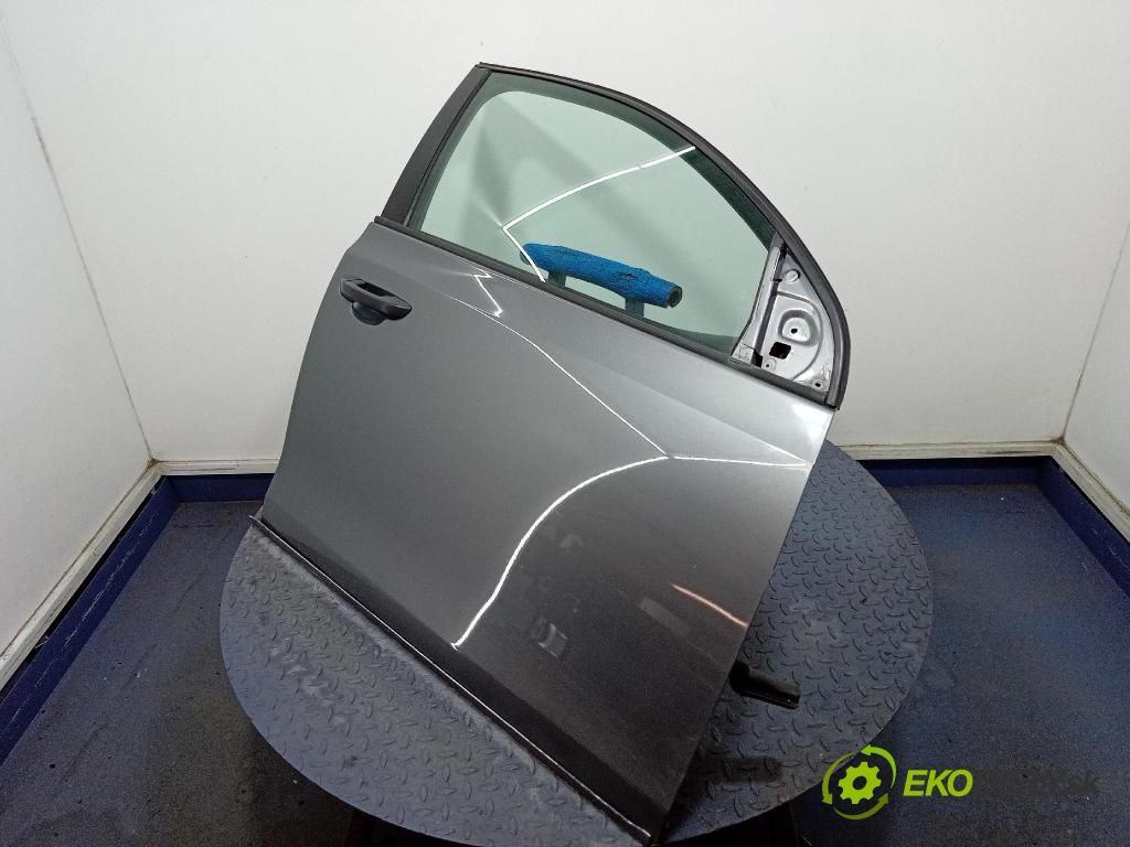 Vw Golf 2012 dvere Predné pravé