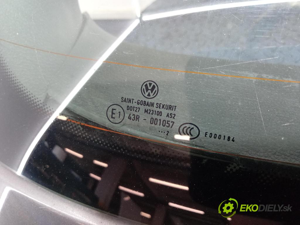 Vw Golf 2012 zadna dveře kufra: kufra: