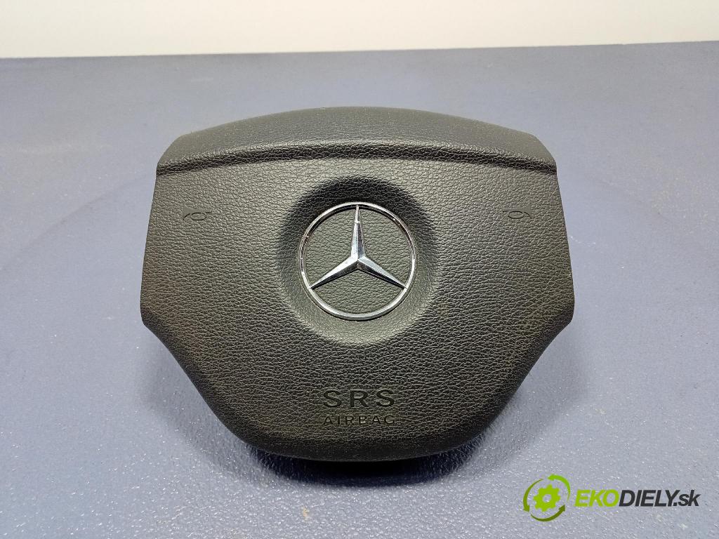 Mercedes B-Klasa 2005 Airbag: Řidiči: x