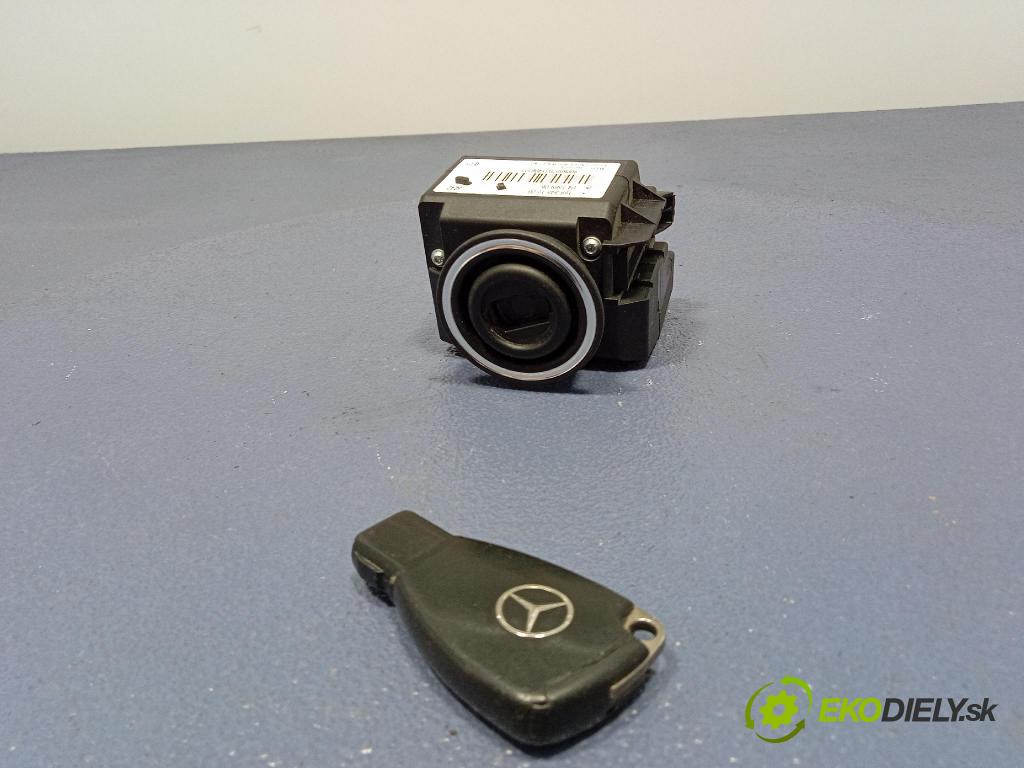 Mercedes B-Klasa 2005 Spínač zapaľovania: A1695451508