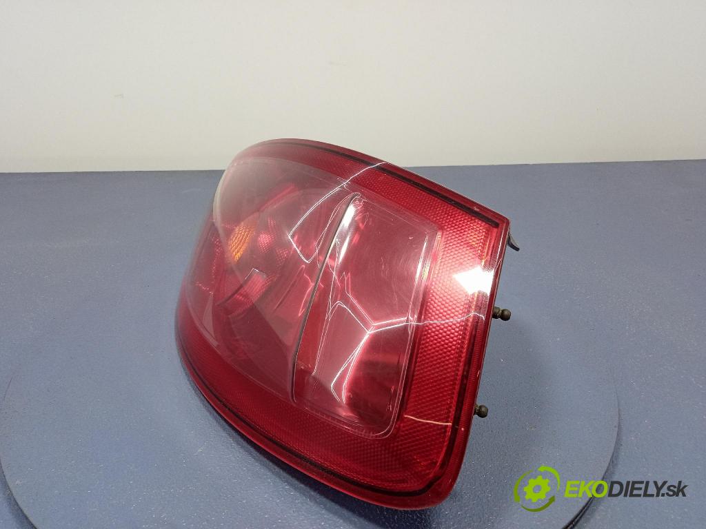 Fiat Bravo 2009 svetlo / reflektor zad Prava: Vonkajsia: 51757542