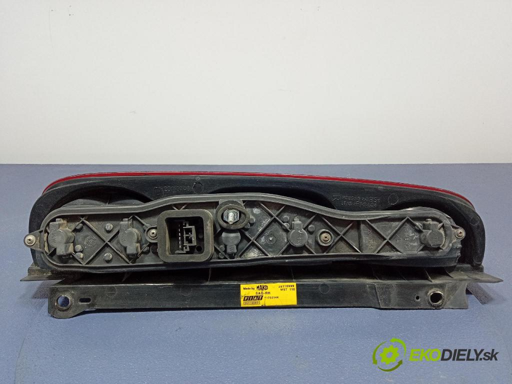 Fiat Doblo 2008 svetlo / reflektor zad Prava: Vonkajsia: 51755144