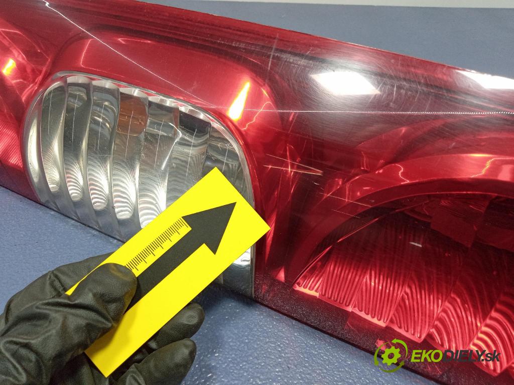 Fiat Doblo 2008 svetlo / reflektor zad Prava: Vonkajsia: 51755144