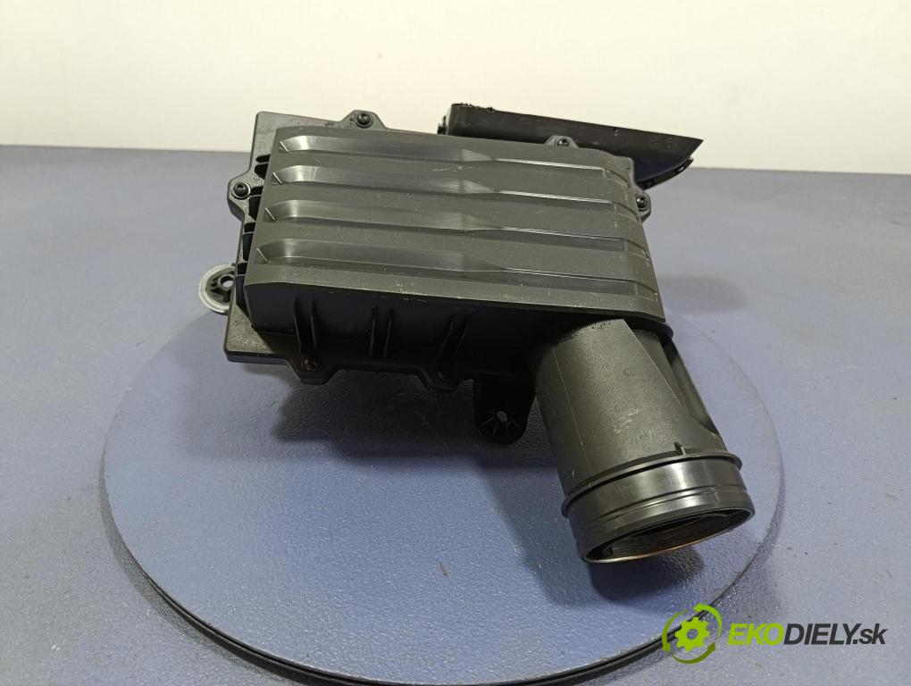 Skoda Octavia 2020 obal Filtre: Vzduch: 5Q0129620E