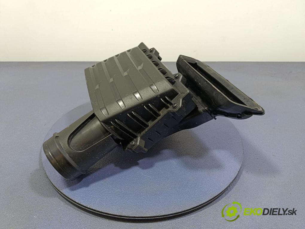 Skoda Octavia 2020 obal Filtre: Vzduch: 5Q0129620E