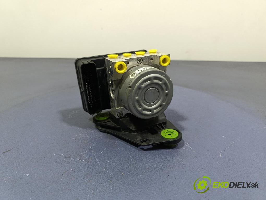 Skoda Octavia 2020 čerpadlo ABS x 5WA614517BE