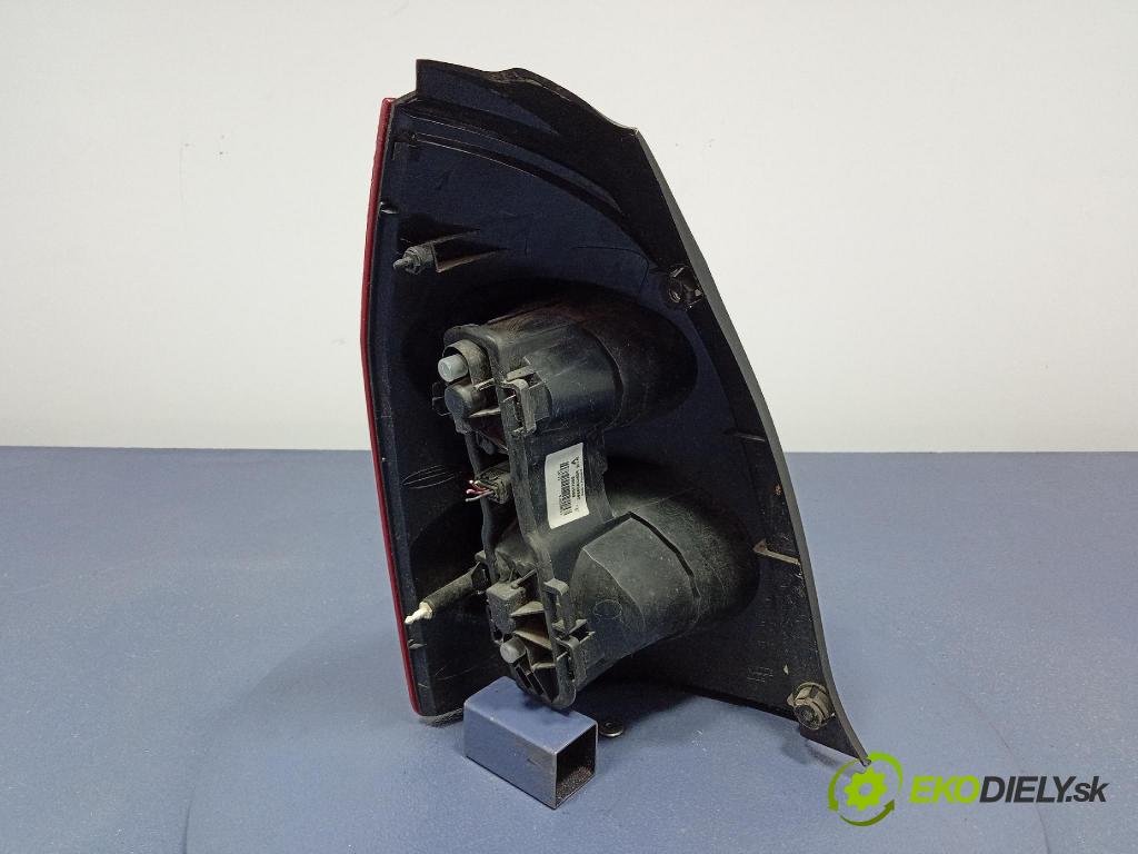 Nissan Primera 2007 svetlo / reflektor zad Prava: Vonkajsia: 89077085