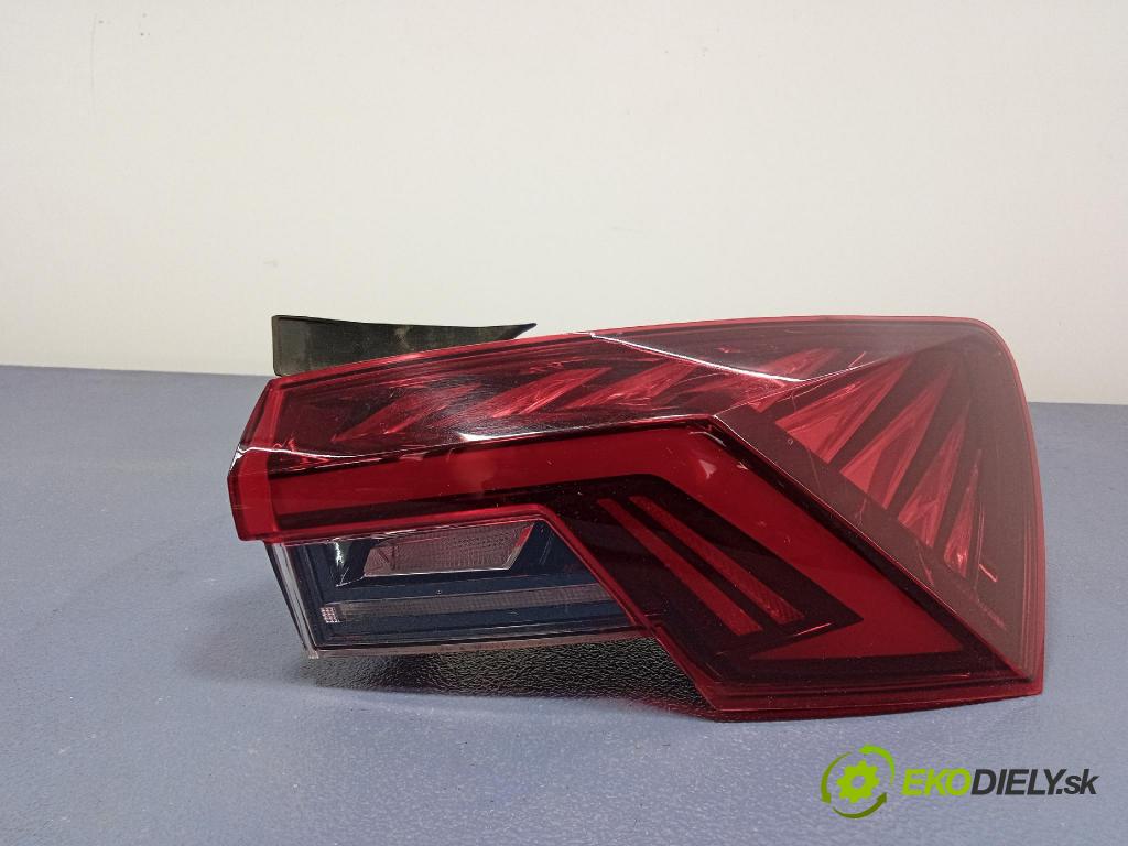 Skoda Octavia 2020 svetlo / reflektor zad Prava: Vonkajsia: 5E3945208A
