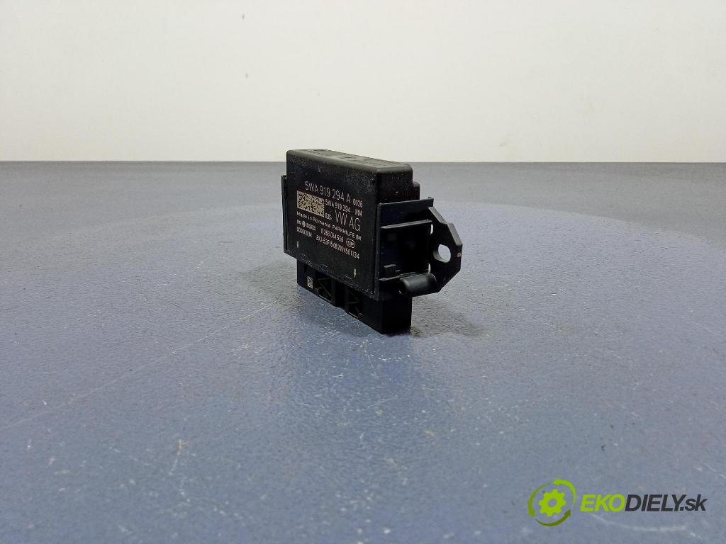 Skoda Octavia 2020 snímač / riadiaca jednotka PDC 5WA919294A