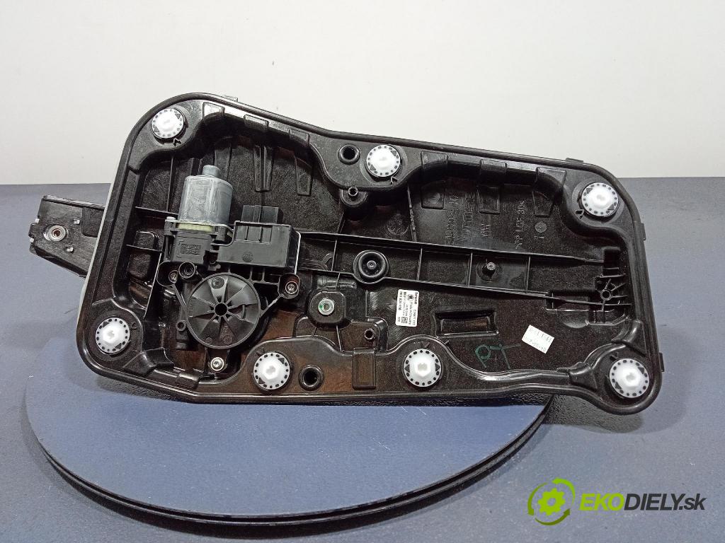 Skoda Octavia 2020 mechanizmus okna Okná: zad v pravo: 5E3839656