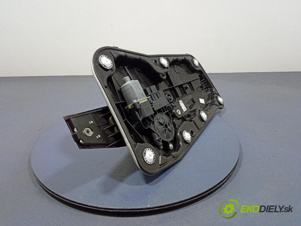 Skoda Octavia 2020 mechanizmus okna Okná: zad v pravo: 5E3839656