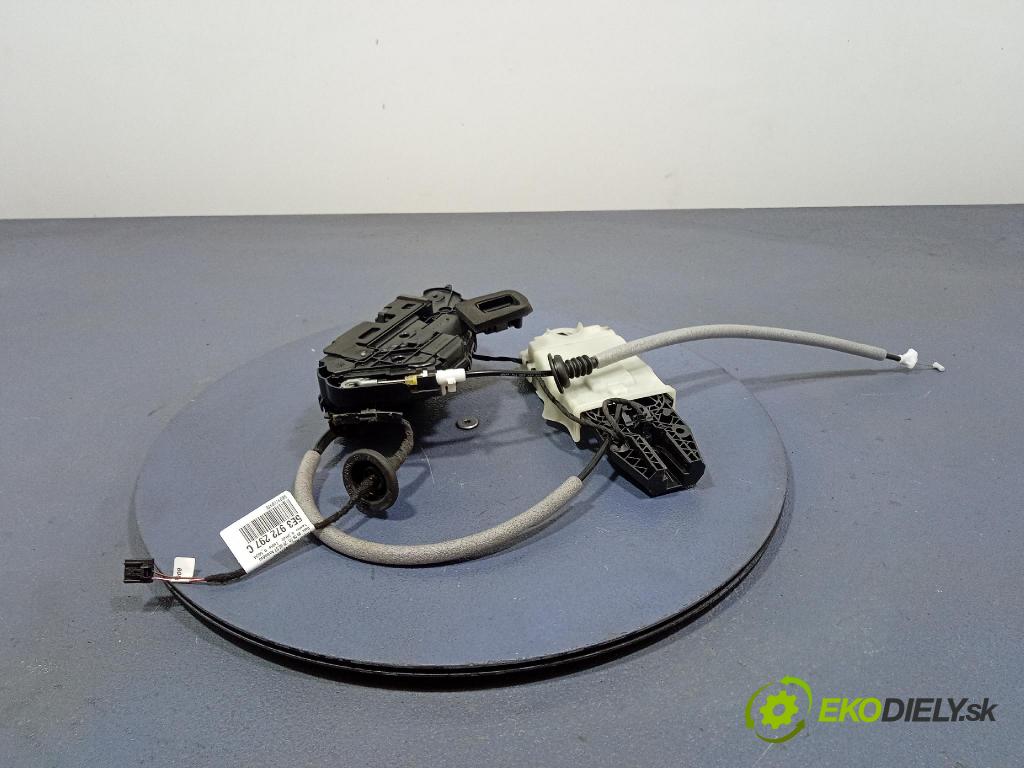 Skoda Octavia 2020 zámok dvere Predné Vľavo: 5TB837015C