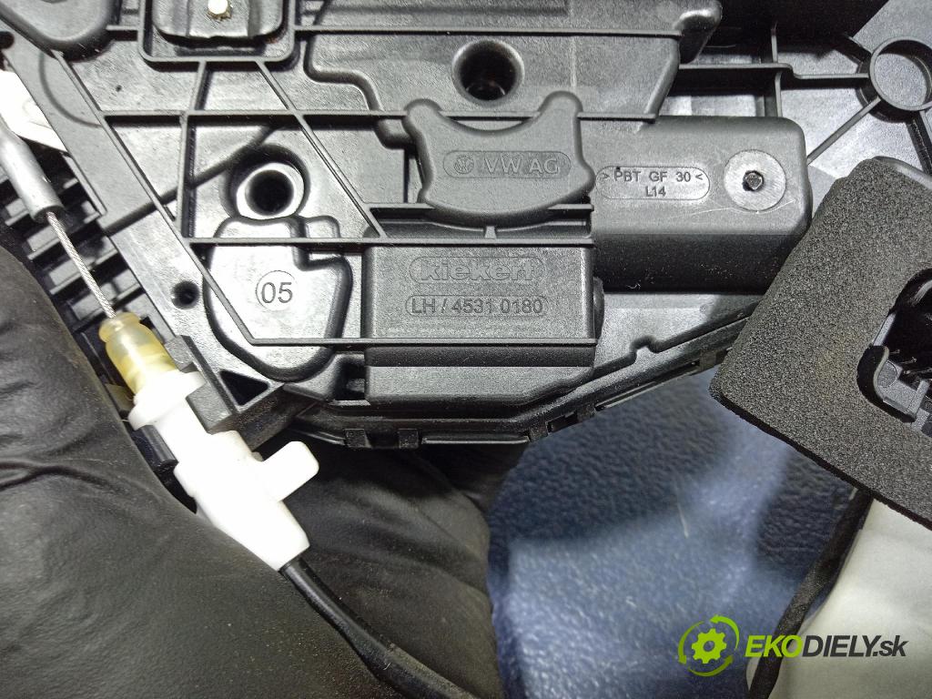 Skoda Octavia 2020 zámok dvere Predné Vľavo: 5TB837015C