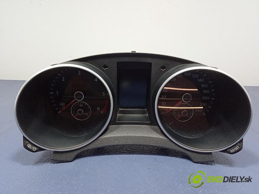 Vw Golf 2012 prístrojovka/ budíky 5K0920873A