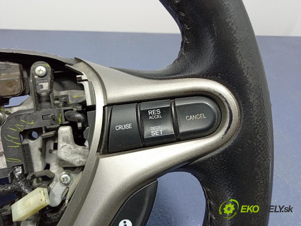 Honda Civic 2007 volant 78500-SMJ-U520-M