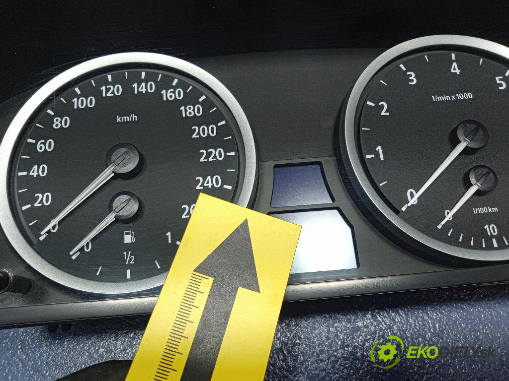 Bmw Seria 5 2005 prístrojovka/ budíky 6952897