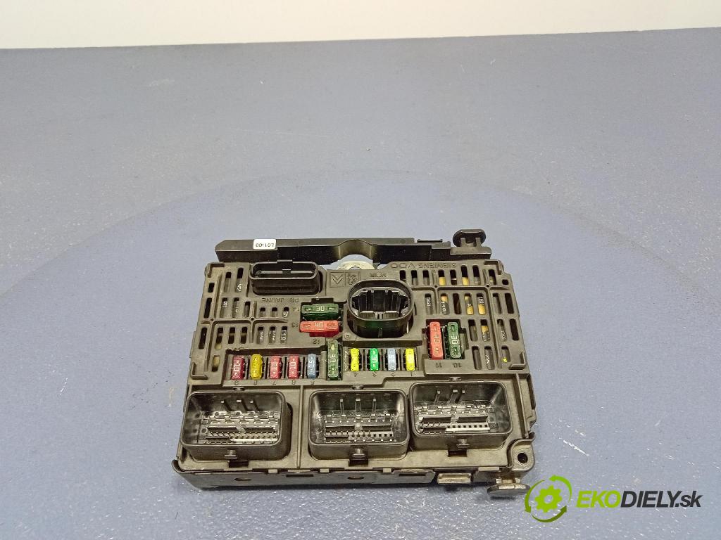 Peugeot 407 2005 skrinka Poistky: 9656086080