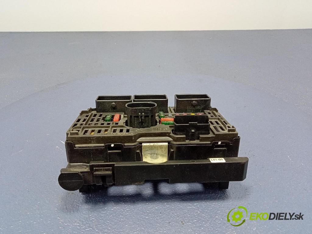 Peugeot 407 2005 skrinka Poistky: 9656086080