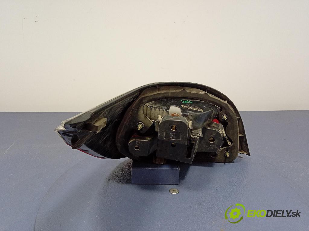 Bmw Seria 5 2005 svetlo / reflektor zad Prava: Vonkajsia: 7165738