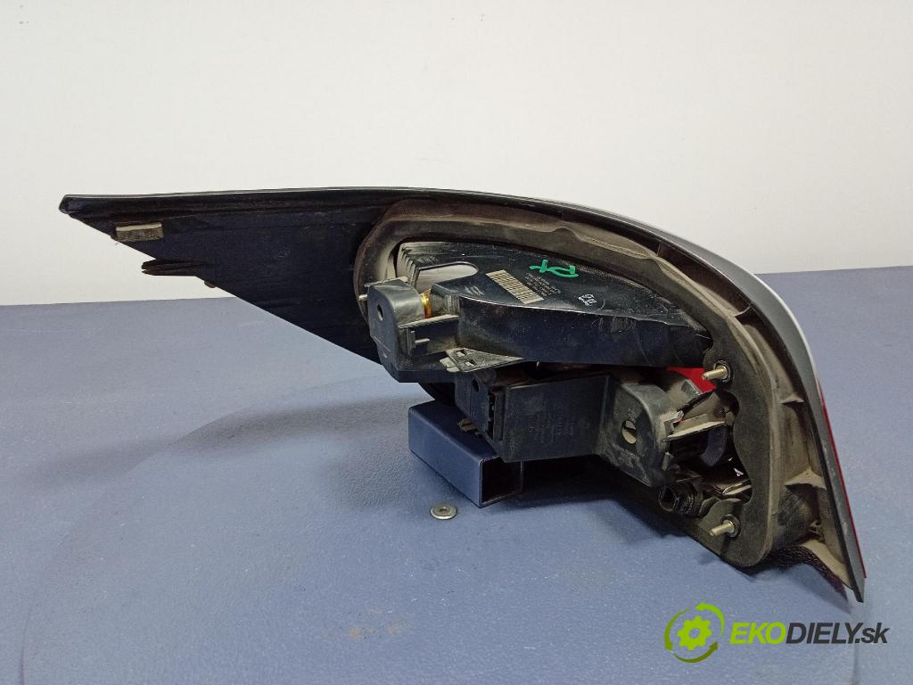 Bmw Seria 5 2005 svetlo / reflektor zad Prava: Vonkajsia: 7165738
