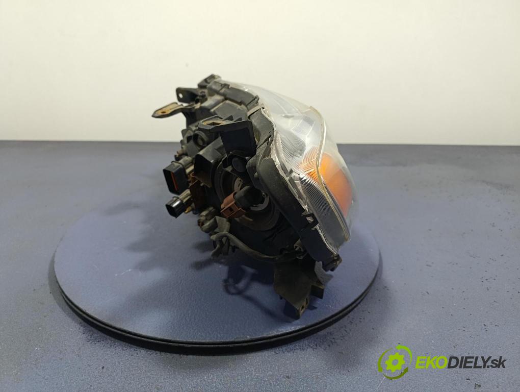 Mitsubishi Lancer 2011 Reflektor: v pravo: