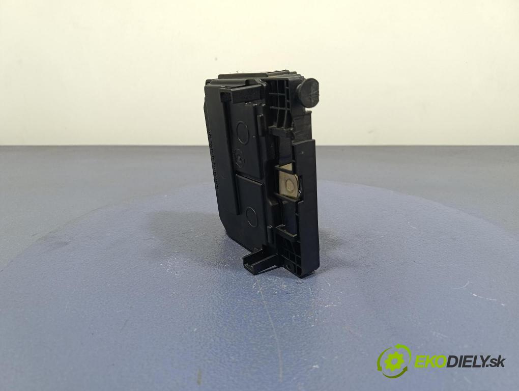 Peugeot 407 2005 skrinka Poistky: 9661682580