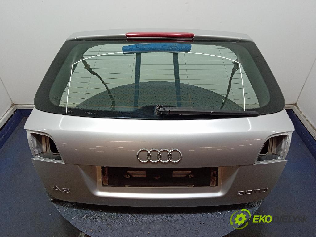 Audi A3 2006 zadna dveře kufra: kufra: