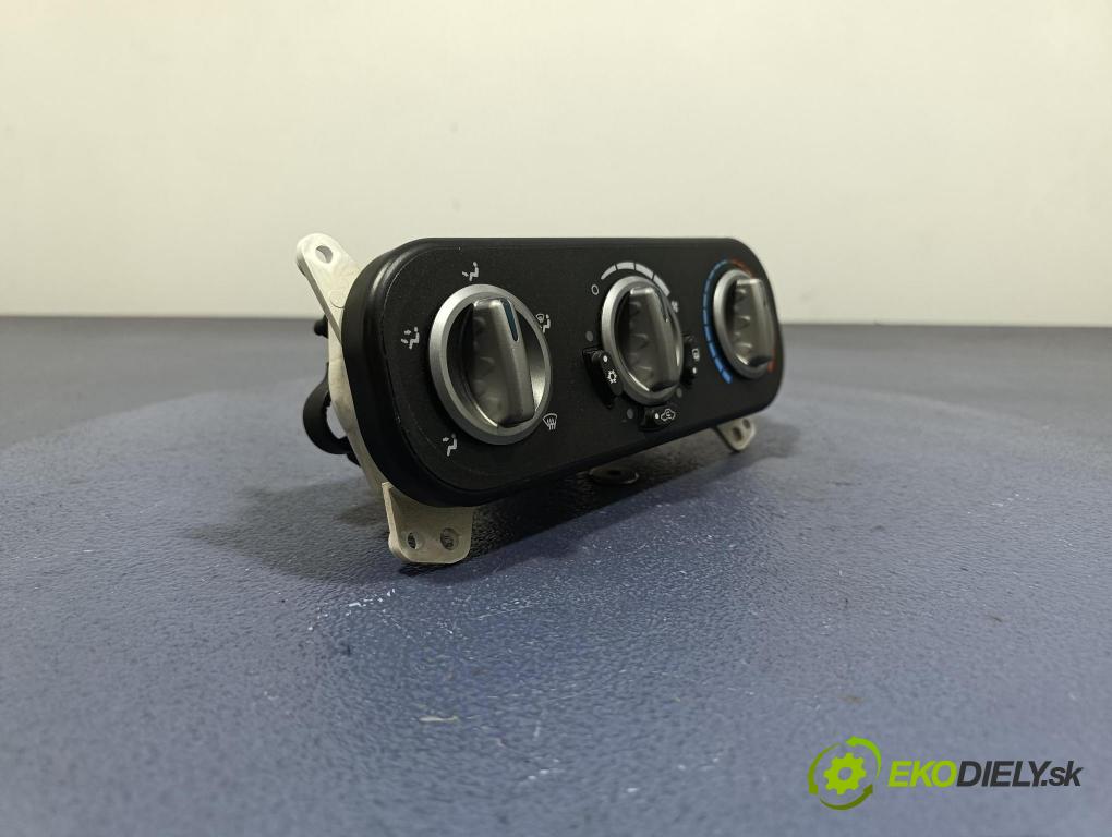 Jeep Compass 2007 prepínač Klimatizácia: Prúd vzduchu: 05058299AE