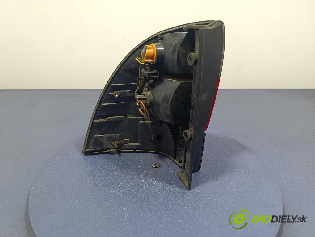 Saab 9-5 2001 svetlo / reflektor zad Prava: Vonkajsia: