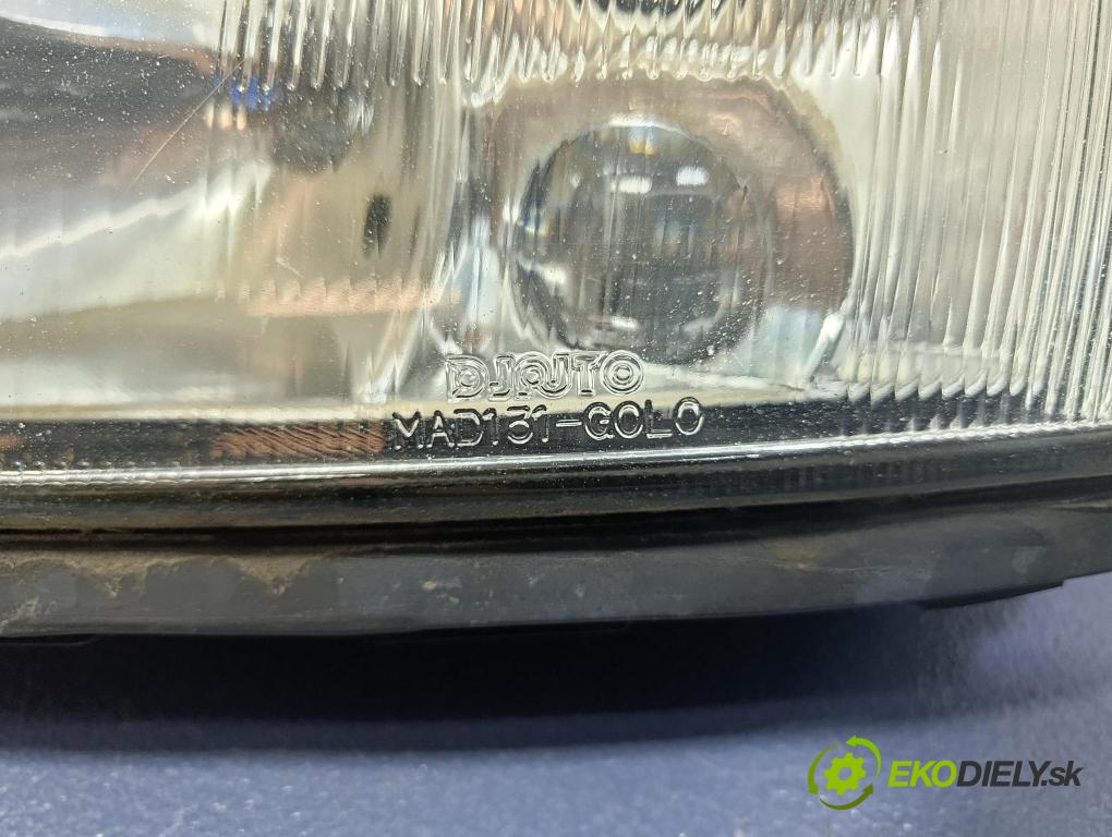 Audi A6 1996 Reflektor: Vľavo: